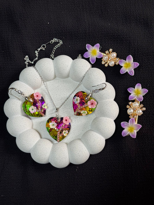 Tropical Bloom Heart Resin Jewelry