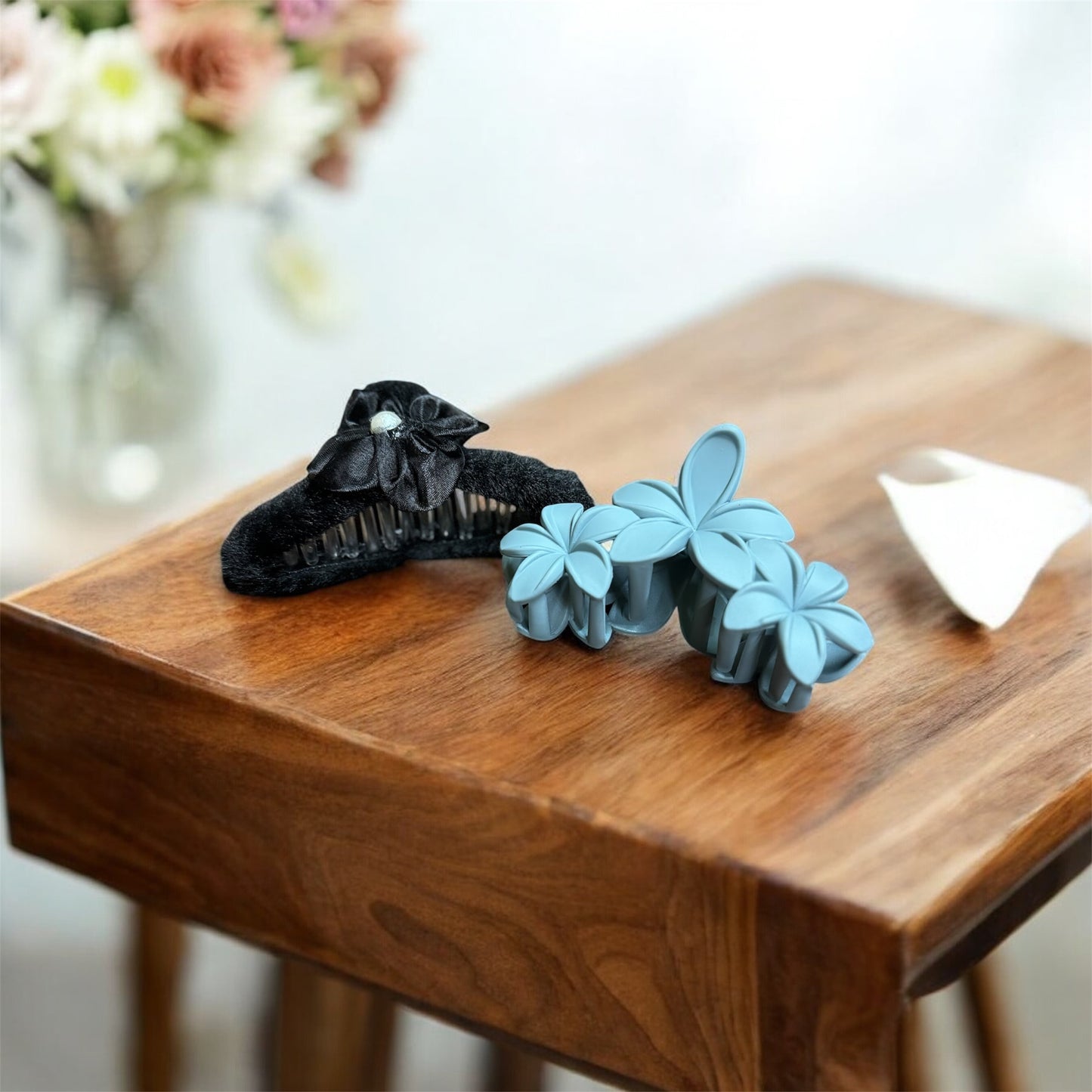 🌸 Floral Mini Hair Claw Clips – Combo of 3