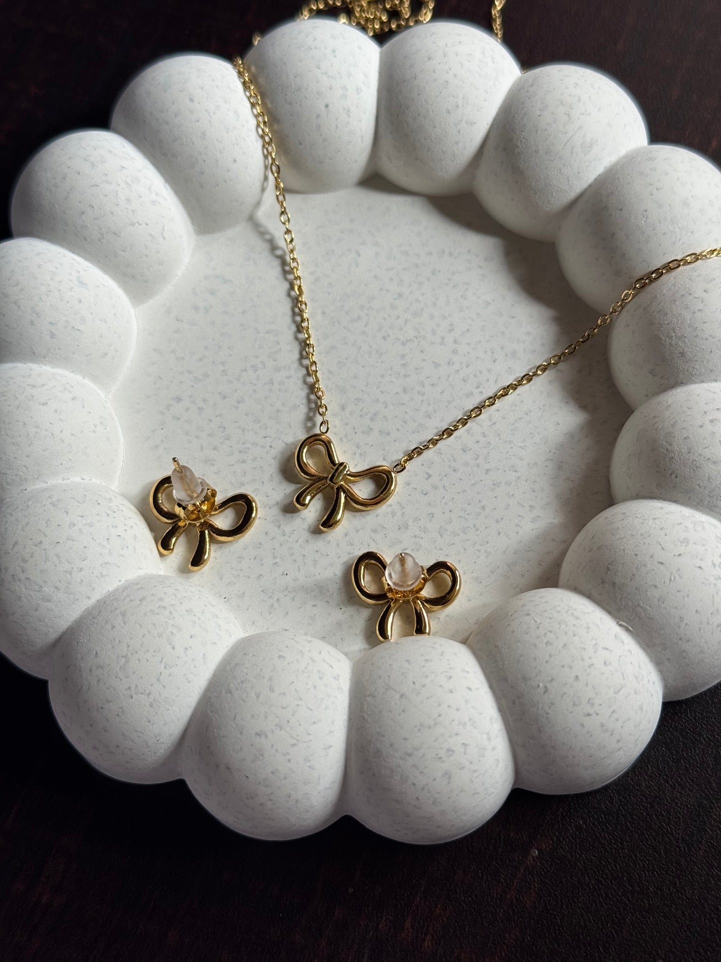 Chic Gold Bow Pendant and Earring Set