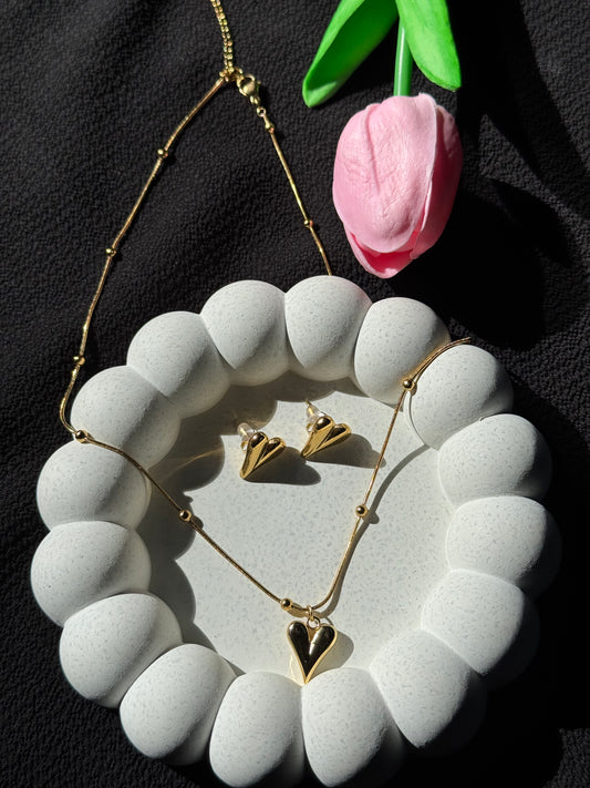 Golden Love Heart Necklace and Earring Set