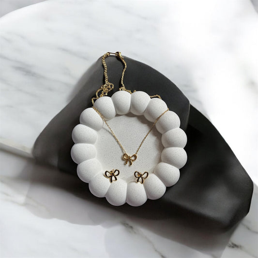 Chic Gold Bow Pendant and Earring Set